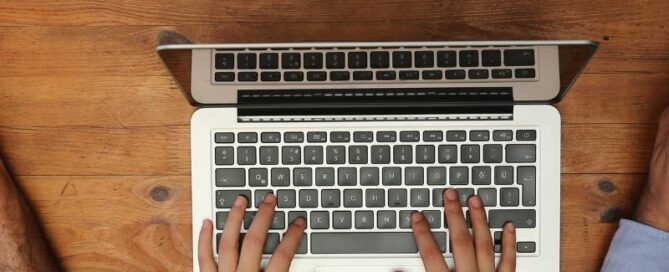 Şirket İçi E-posta Kuralları: Profesyonel İletişim Rehberi